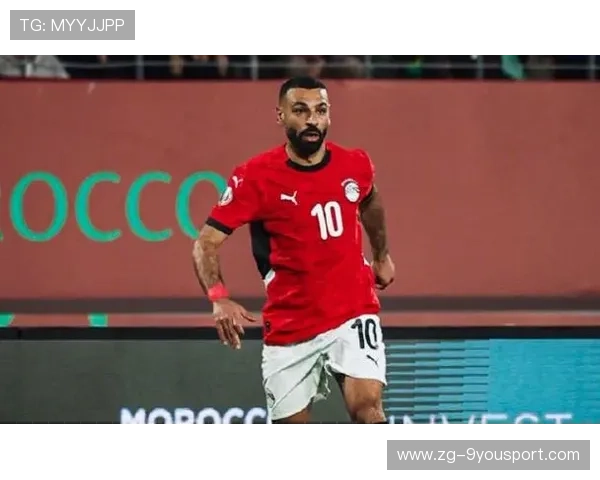 利物浦前场高压成功断球,萨拉赫冷静推射破网 利物浦前场高压成功断球,萨拉赫冷静推射破网